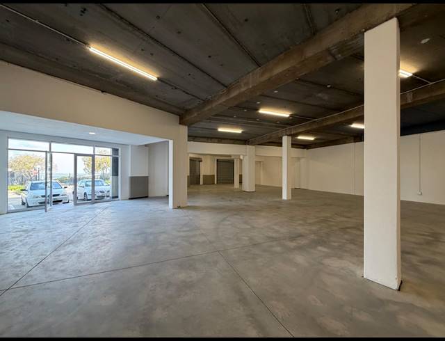 428M² WAREHOUSE TO LET IN HALFWAY HOUSE